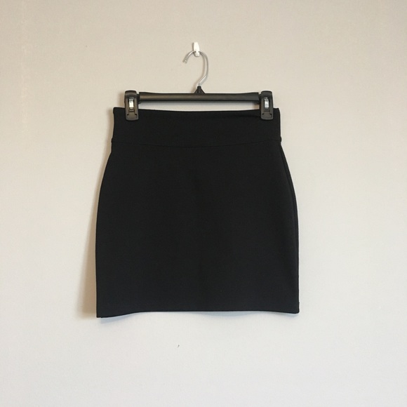 Urban Outfitters Black Mini skirt - Picture 1 of 3